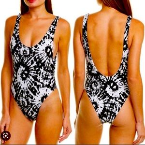 Dolce Vita The Tides Tie Die High Leg One Piece Swimsuit Size Medium